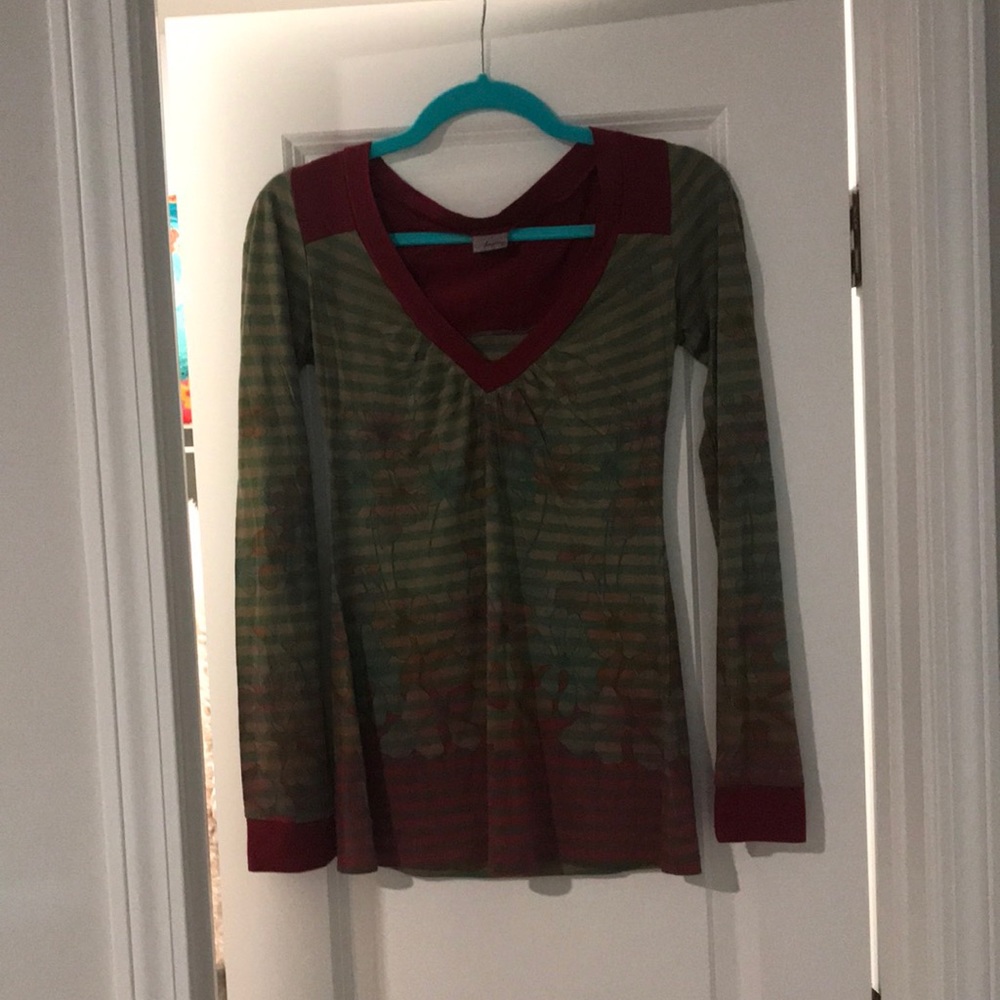 Buckle Fall floral top